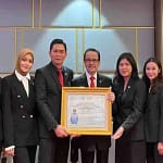 penghargaan-Teras-Narang-Senator-RI-asal-Kalimantan-Tengah-Agustin-Teras-Narang-Teras-Narang-Teras-Narang-raih-penghargaan-kalteng-kalimantan-tengah-DPD-RI.jpg