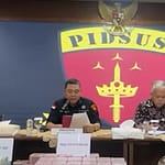 Diduga Makelar Kasasi Kasus Ronald Tannur, Mantan Pejabat MA Ditangkap pnakp-mtn-pjb-ma