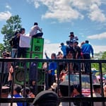 Ribuan Guru Berkumpul di Depan PN Andoolo, Dukung Supriyani dalam Kasus Penganiayaan Anak rbn-gr