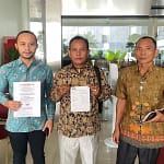 3 Warga Kalteng Laporkan Gubernur Kalteng, Sugianto Sabran, ke KPK Terkait Dugaan Korupsi Bansos plp-tg-wg-kltg