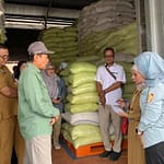 Jelang Iduladha, Stok Beras 17.000 Ton Tapi Penyaluran… WhatsApp-Image-2025-06-03-at-6.33.52-PM