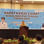 Gubernur Kalteng Kumpulkan Camat se-Kalteng, Ternyata untuk... WhatsApp Image 2025-07-29 at 1.40.56 PM