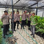 10 Polisi Ikut Pelatihan Ini, Hasilnya Bisa Ubah Cara Bertani Warga 16042026032437_1