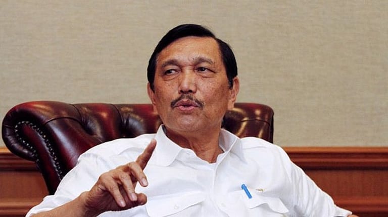 Luhut: PPN 12% Berpotensi Diundur, Fokus pada Stimulus Ekonomi