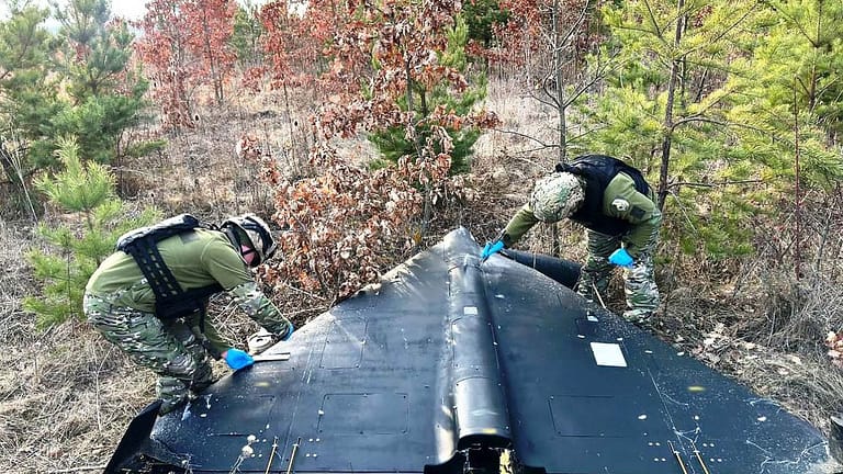 Rusia Produksi Ribuan Drone ‘Kamikaze’ dengan Mesin Buatan Cina