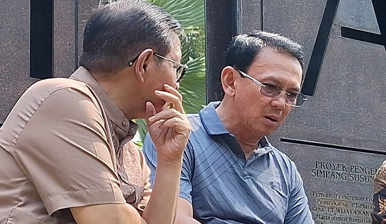 Kontroversi Pesan WA: Ahok Klarifikasi Isu dengan Ridwan Kamil