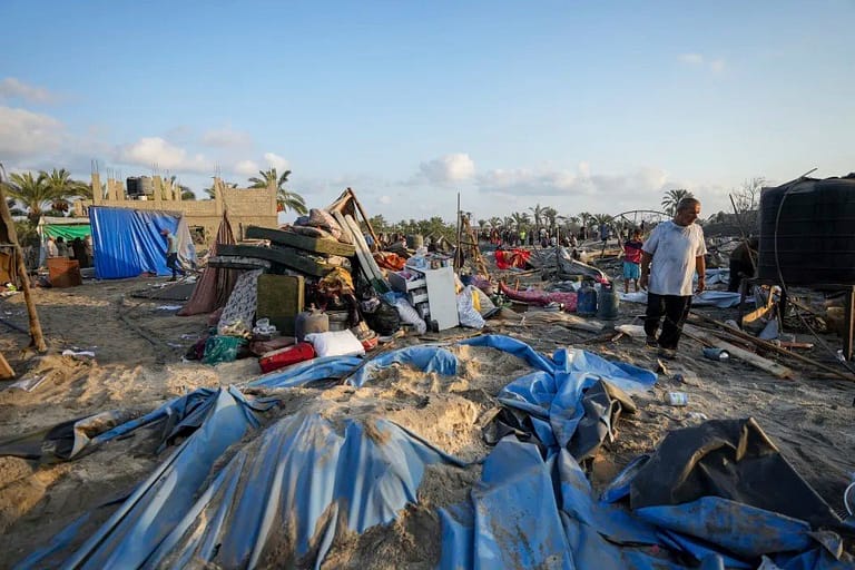 Serangan Israel di Kamp Pengungsi di Jalur Gaza Tewaskan Sedikitnya 19 Warga Palestina