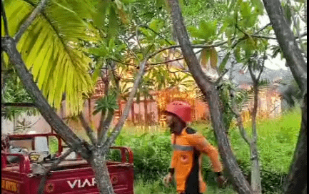 Rumah di Jalan Bukit Keminting Terbakar Akibat Korsleting Listrik