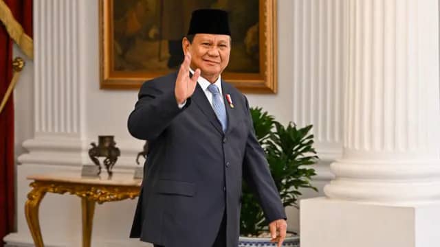 Prabowo Naikkan Upah Minimum 2025 Jadi 6,5%, Lebih Tinggi dari Usulan Menaker