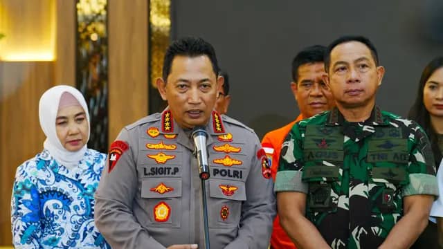 Kapolri Ungkap Strategi Perangi Narkoba di 290 Kampung Bermasalah